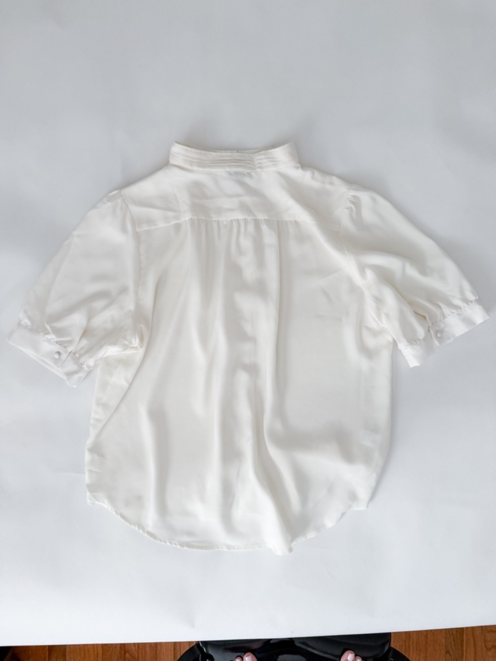 Ann Taylor White Blouse | Pleated Neck Button Front Top Short Sleeve XL - Picture 8 of 10
